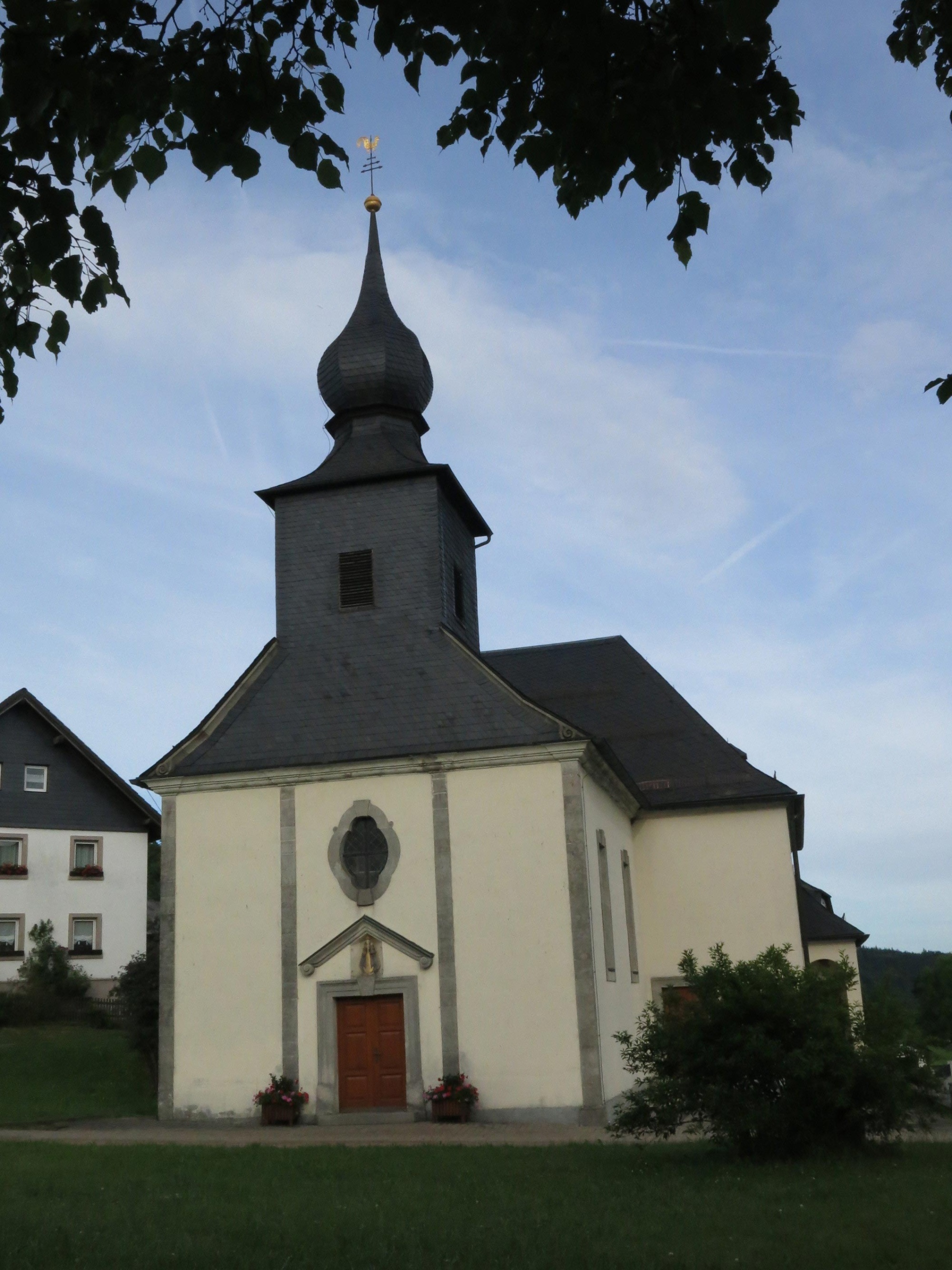 Ansicht Kirche Neuengrün